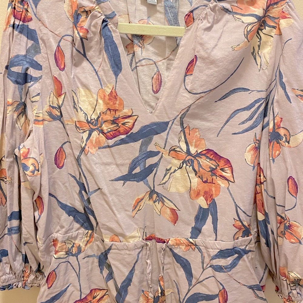“Anewday” floral top. XXL.